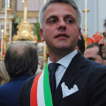 luca capasso Ottaviano. Allarme del sindaco Capasso: ” Pericoloso aumento indice dei contagio in città, siamo coscienziosi!”