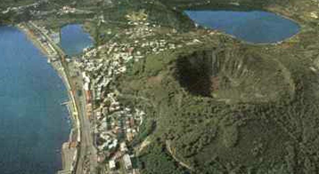 Pozzuoli. Campi flegrei, tevolo tecnico in regione per il bradisismo,  richiesto dal sindaco Vincenzo Figliolia