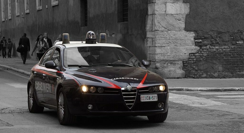 Napoli. Via Toledo,  tentata rapina ad un siciliano. Arrestato un marocchino