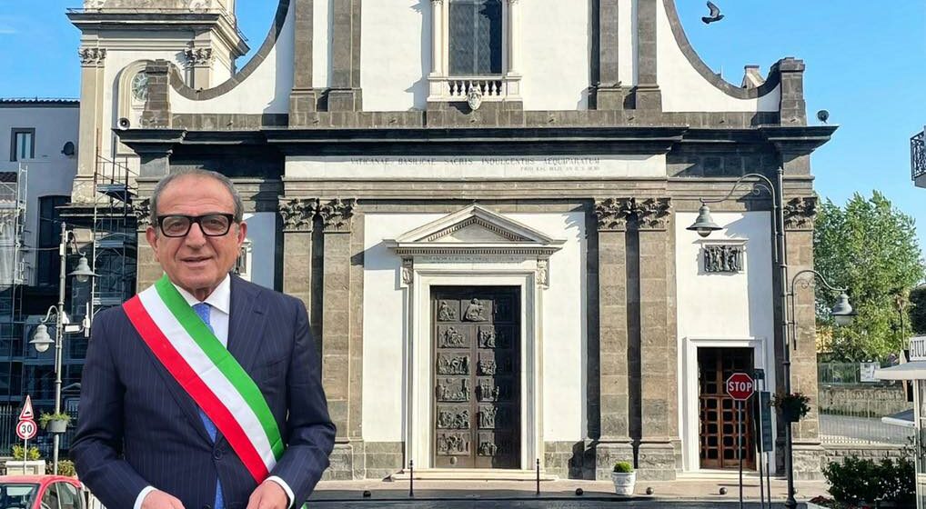 esposit sindaco sant'anastasia Sant’Anastasia. Adesione del comune alla Giornata Nazionale della Donazione.