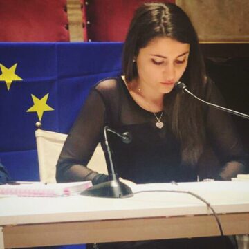 Napoli. Municipalità senza giunte, Francesca Scarpato (Azione) : “Spettacolo indegno “