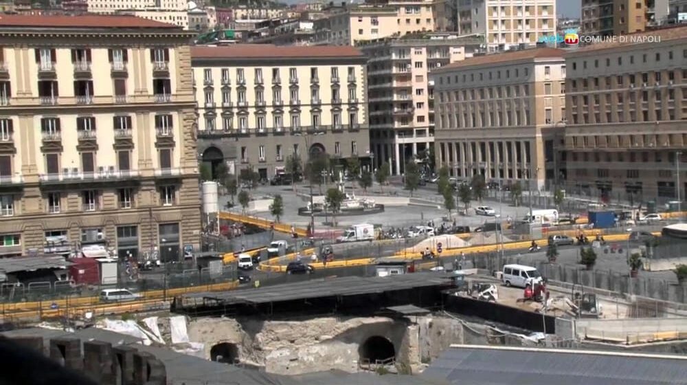 Napoli. Manfredi: restituita alla cittadinanza l’ultima parte di Piazza Municipio