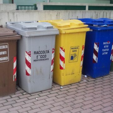 raccolta Napoli. Differenziata, raccolta porta a porta, approvato il progetto dalla Regione Campania nella VI Municipalità