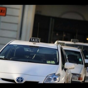 taxi Napoli. Potenziato il servizio dei Taxi fino al 29 settembre