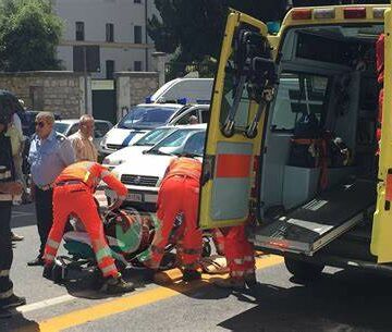 amb Cercola. Morto il 73enne investito dal furgone killer, polemiche sul ritardo dei soccorsi