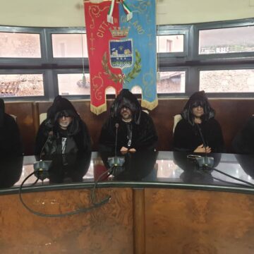 Musica. The Knights Templar, la band che ritorna con la sua versione di ‘Sinuè’. Il classico brano di Tony Esposito si ammanta di mistero