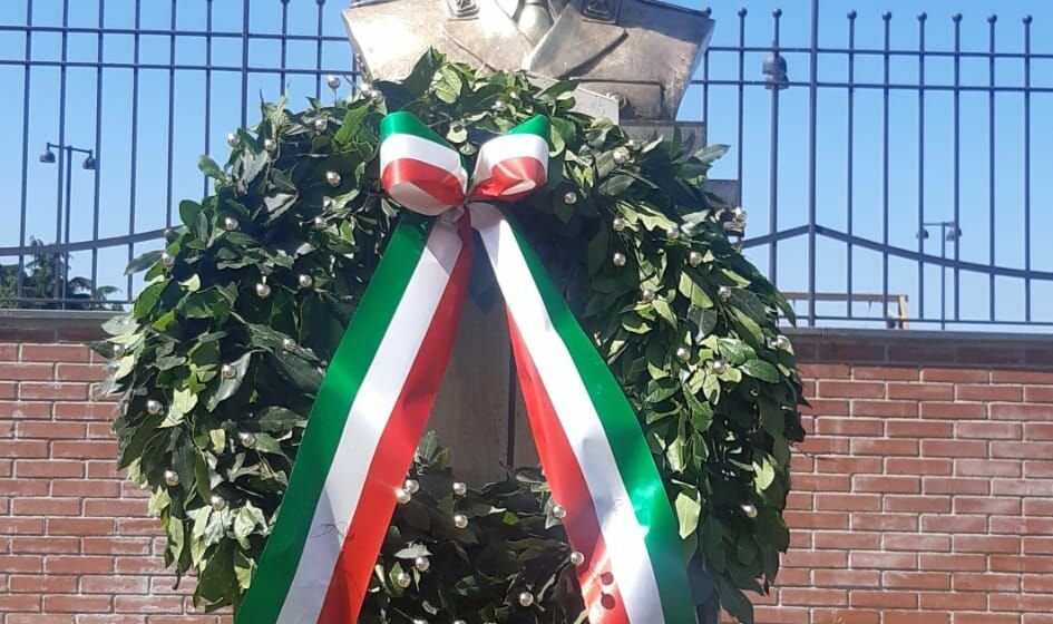 San Sebastiano al Vesuvio. Restaurata la statua in memoria di Salvo d’Acquisto