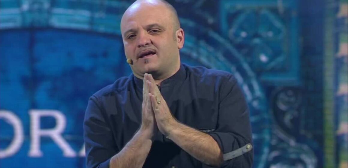 Saant’Anastasia. Il Comune ha patrocinato  gli eventi per l’estate : spiccano l’arrivo di Peppe Iodice il 9  luglio e del cantautore Andrea Sannino il 10 luglio