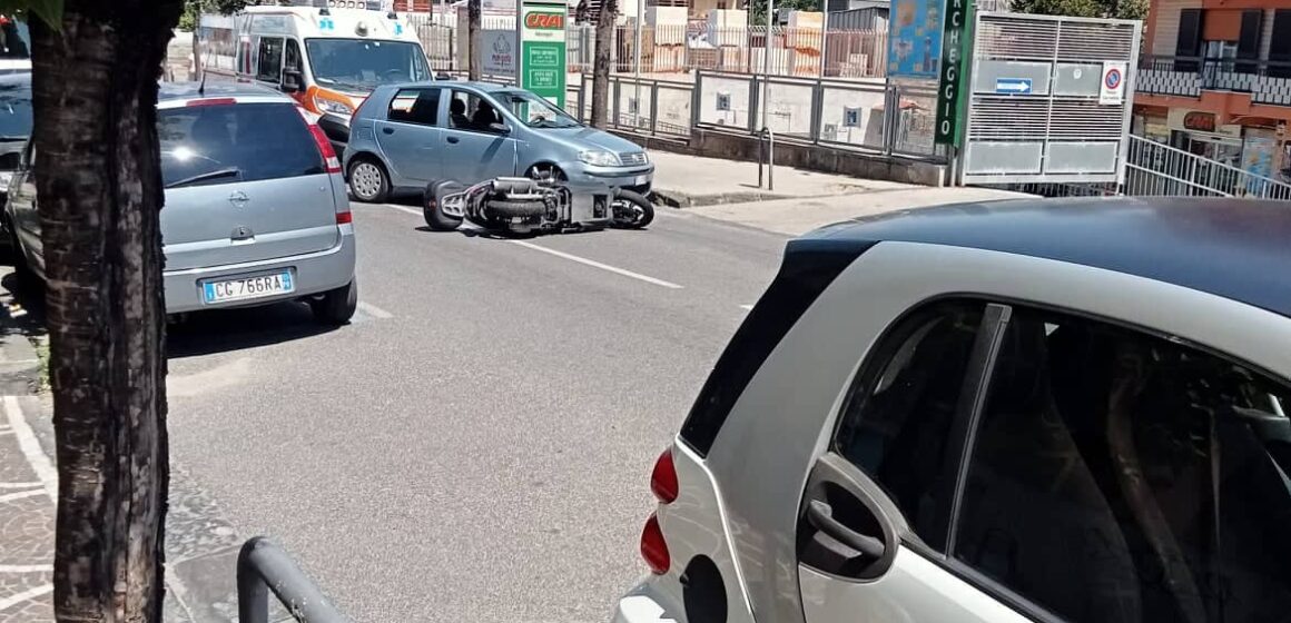 Cercola. Spaventoso incidente in via Don Don Minzoni. Centauro trasportato all’Ospedale del Mare