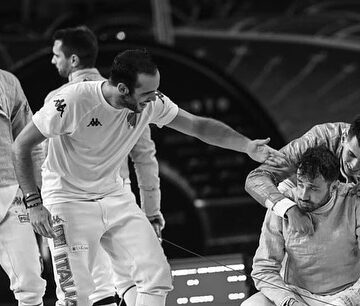 Mondiali scherma Il Cairo22. Medaglia di bronzo  per il napoletano Luca Curatoli con la squadra della sciabola