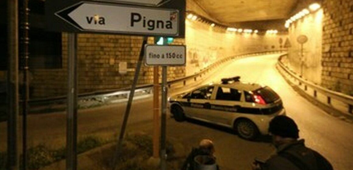 Napoli, Viaibilità, disagi per il dispositivo temporaneo traffico Galleria via Pigna della perimetrale di Soccavo