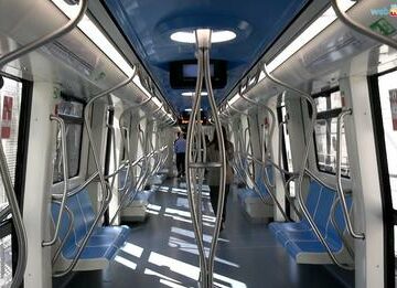 Napoli. Trasporti, p𝗿𝗶𝗺𝗮 𝗰𝗼𝗿𝘀𝗮 𝗽𝗲𝗿 𝗶𝗹 𝗻𝘂𝗼𝘃𝗼 𝘁𝗿𝗲𝗻𝗼 𝗱𝗲𝗹𝗹𝗮 𝗟𝗶𝗻𝗲𝗮 𝟭 𝗱𝗲𝗹𝗹𝗮 𝗠𝗲𝘁𝗿𝗼𝗽𝗼𝗹𝗶𝘁𝗮𝗻𝗮