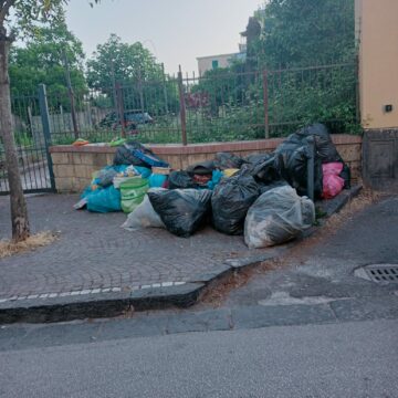 Cercola. Pasticcio Tari, appena 50€ annui di diminuzione in bolletta. Mancherebbero all’appello 700.000€:  ‘dispersi’ nel bilancio?