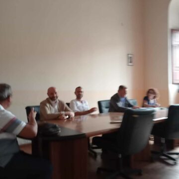 ASSEMBLEA SINDACI CONSORZIO CERCOLA Cimitero consortile. Nominato il Cda, candidati al consiglio comunale del sindaco Rossi e parenti di amministratori comunali. Riecco Antonio Zeno, incubo del ritorno dei forni crematori