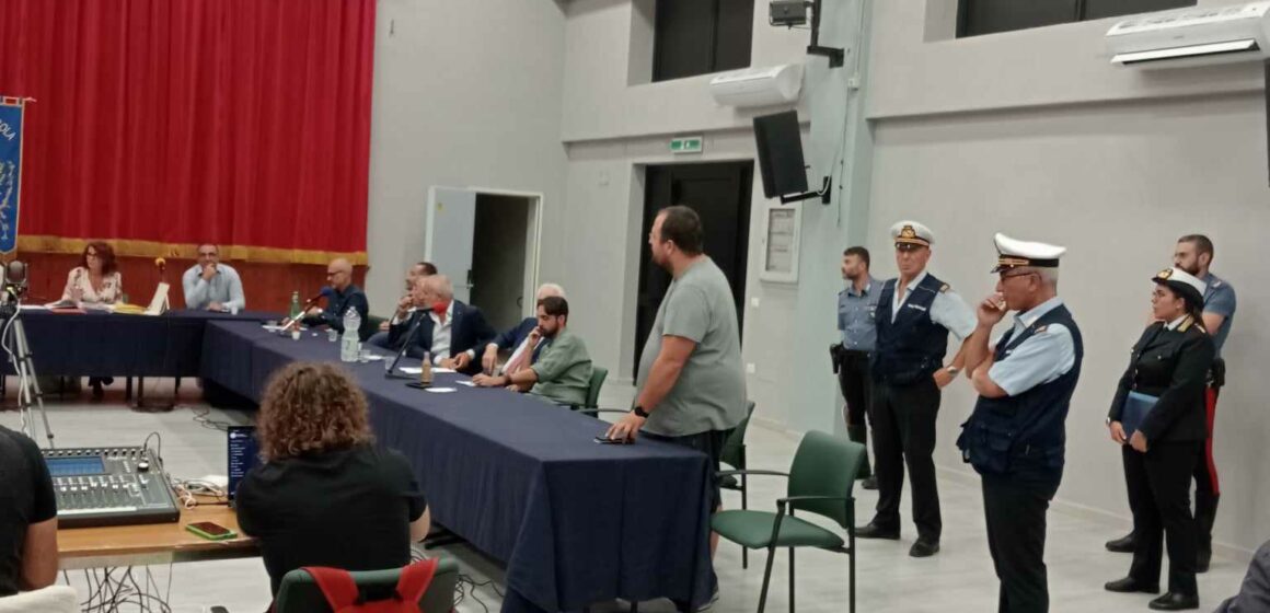 LEONE-CONSIGLIO-CERCOLA-LIBERA Cercola. Biblioteca Siani, dietrofront di associazioni in area dipendente comunale ed assessore Belprato che ‘tentano’ la carta della revoca della gestione assegnata