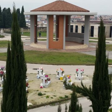 Volla. Cimitero, pubblicata graduatoria per loculi ed edicole. Di Costanzo: presto nuovo bando