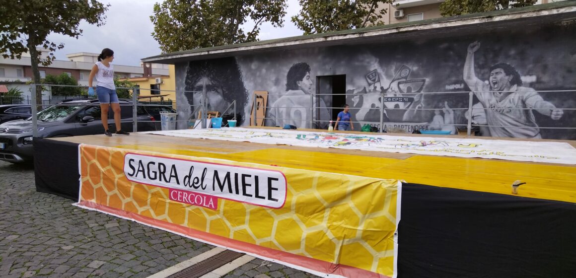 ‘Sogniamo Bellezza, Coltiviamo Speranza’: Cercola riaccoglie l’iconica ‘Sagra del Miele’ giunta alla sua 34^ edizione. Dal 3 a 5 ottobre in Piazzale Filangieri