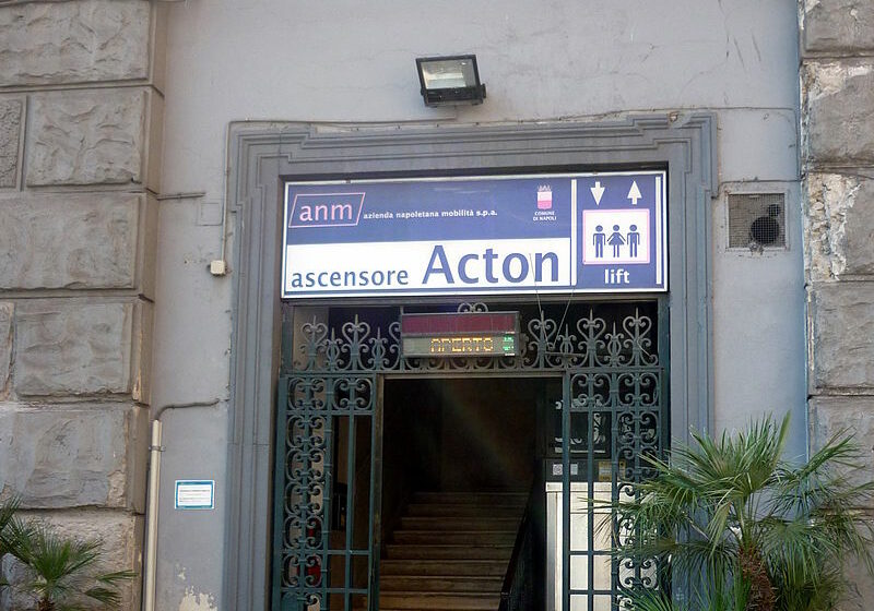 Ascensore_acton Napoli. ANM, martedì 31 ottobre sarà chiuso l’ascensore Acton