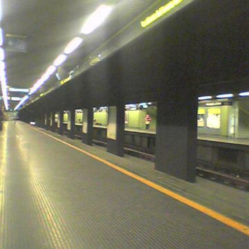 Stazione_di_Medaglie_d'Oro_(metropolitana_di_Napoli) Napoli. Trasporti Linea 1 metropolitana, dal 17 ottobre chiusi gli ascensori nelle stazioni Vanvitelli Medaglie d’Oro e Colli Aminei