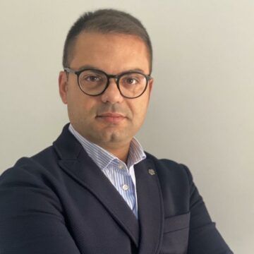 davide giampaglia Cimitero consortile. Davide Giampaglia è il presidente del CDA. Quattro mesi di vuoto amministrativo hanno paralizzato le attività