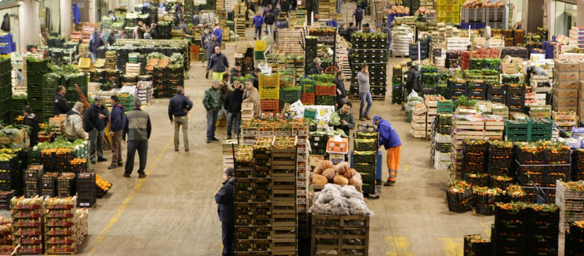 mercato-ortofrutticolo-1-scaled-pk0t8955wnj2nieyftia2xjjvwpnxtrcr0pa86ipoo Napoli. Manfredi: Il CAAN asset strategico per lo sviluppo del territorioNapoli.
