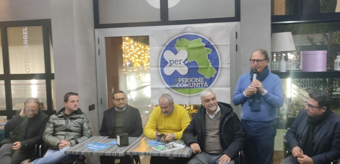 per - cercola Cercola. Crisi al Municipio, dopo il M5S e “Liberi e Forti”, “Per -Cercola” abbandona la Coalizione Arlecchina. Denunciano: poca serietà!