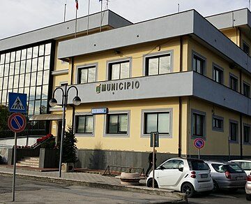 Volla. Elezioni Comunali, la ‘Coalizione Pelliccia’ lancerebbe  Pasquale Di Marzo a sindaco, il centrodestra insiste su Lino Donato. PD isolato, Pipolo  candidato  dei cattolici. Burriello  in campo per  Potere al Popolo