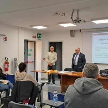 Asia e Comune di Napoli domani presentano i nuovi automezzi green e gli Ispettori Ambientali