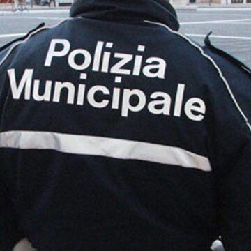 Cercola. Multati 7 trasgressori, la Polizia Municipale ha attivato controlli su regolarità del deposito dei rifiuti in città
