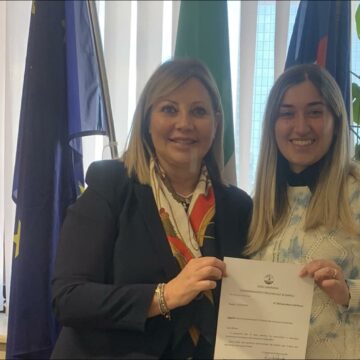 lega volla Volla. Mesia Castiello è il nuovo coordinatore cittadino della Lega. “In campo per la tutela delle fasce fragili e per la legalità al comune”, il commento della giovane salviniana