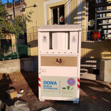 Cercola. Non arrivano ancora le autorizzazioni comunali per la raccolta indumenti usati. Pubblichiamo i documenti inviati dalla Betania Onlus che fanno riflettere