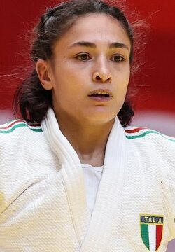 Parigi 2024. Da Scampia  per il trionfo. La judoka Assunta Scutto sul tatami, domani 27 luglio, punta a vincere anche per i bambini delle Vele Celesti