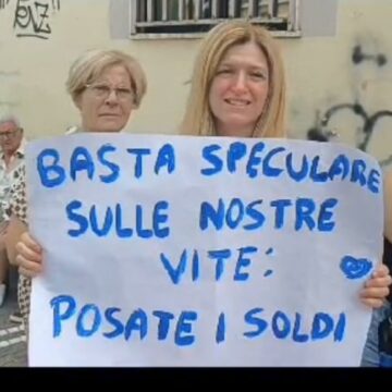 volla x mamme Volla. Da sei mesi non erogati gli assegni di cura per i disabili gravissimi (FNA), ‘Mamme Coraggio’ in protesta al municipio