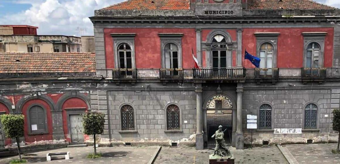 municipio cercola Cercola. Arriva il nuovo segretario generale Simona Accomando, succede a Valentina Santini. Non si placa il dibattito pubblico sulle ‘ritorsioni’ subite dal vecchio dirigente