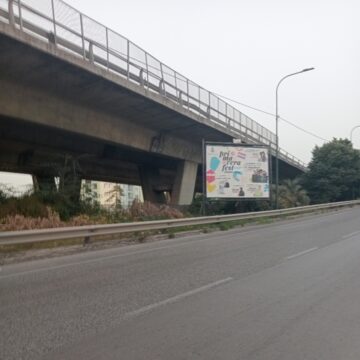 manifesto-primavera-fest-valentino-pubblicita Cercola. Servizio pubblicità sui tabelloni, affidamento ai concessionari e autorizzazioni urbanistiche scadute nel 2019. La città diventata “Terra di nessuno”: spariti controlli e sanzioni