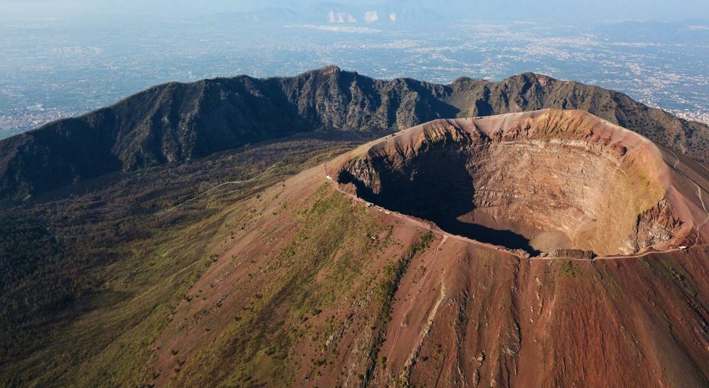 Gran-Conovesuvio Riaperto ai turisti il sentiero del Gran Cono del Vesuvio