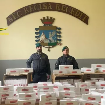 sequestro sigarette napoli Napoli. Sequestrati 50 kg di sigarette illegali in “zona rossa”