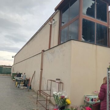 telecamere conus cimitero massa Cimitero consortile. ‘Sprechi’, due telecamere e kit per la videosorveglianza costati quasi 20.000€. Già erano installati ‘obiettivi’ della ‘ditta gestore’ dei servizi cimiteriali