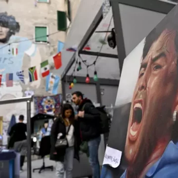 video kvara Video su Kvaratskhelia, il saluto a Napoli in Largo Maradona