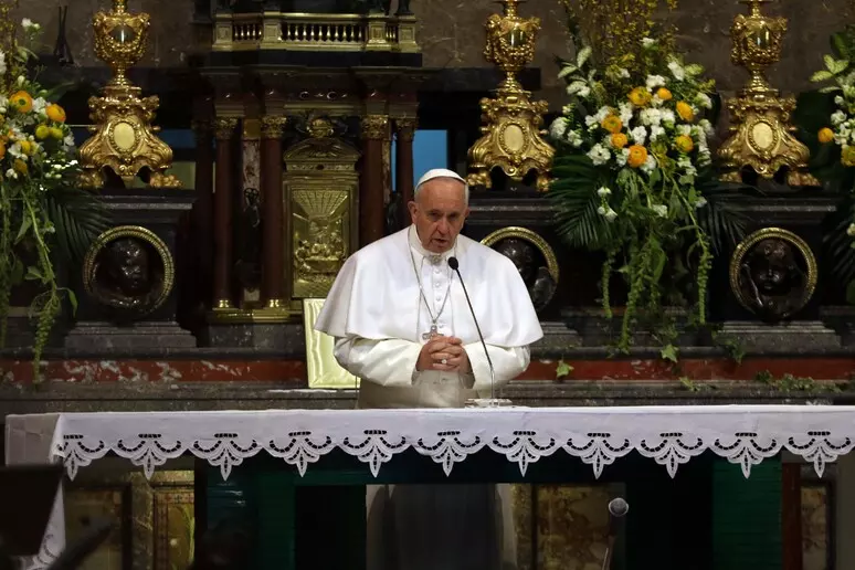 VESCOVO POMPEI Vescovo di Pompei Tommaso Caputo: ‘Abbiamo un nuovo Santo, Bartolo Longo’