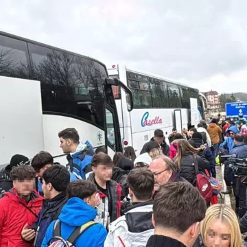 Rita De Crescenzo sbarca   sulla CNN. La tik toker napoletana e l’invasione di Roccaraso al centro delle attenzioni dell’emittente americana