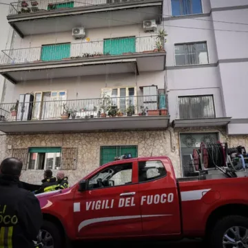 Campi Flegrei, a Napoli gli sfollati sono oltre 350