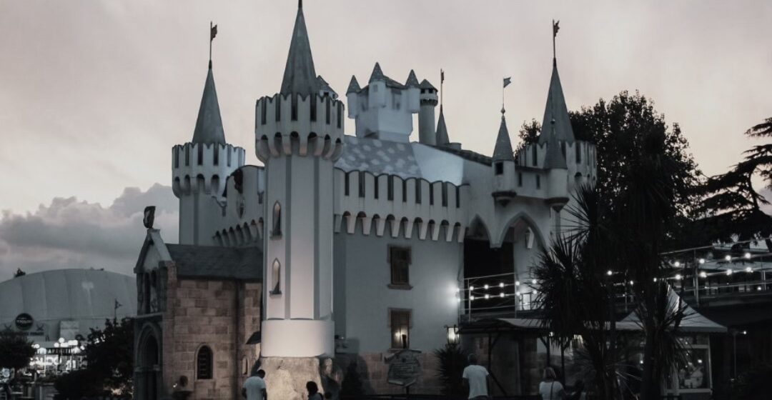 edenlandia Napoli. Edenlandia: revoca licenza. Notificata ordinanza per divieto prosecuzione attività