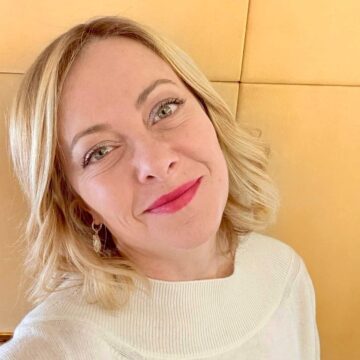 meloni festa della donna Festa della Donna, Giorgia Meloni: “Le Donne il cuore pulsante della società”