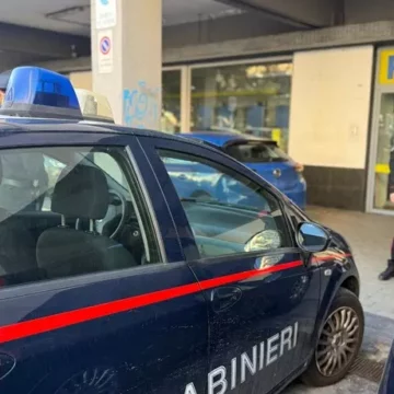 poste cc corso meridionale napoli Napoli. Colpo all’ufficio postale del Corso Meridionale, i ladri entrano da un buco nel muro. Bottino da centinaia di migliaia di euro