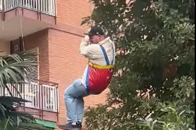 funivia faito Funivia Faito. De Gregorio (EAV): La cabina a monte è caduta. Si temono vittime