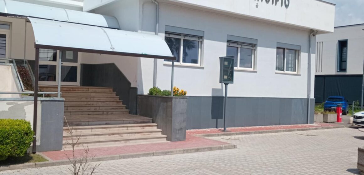 municipio di volla bianco Volla. Domani si vota: sei i candidati sindaco, 15 liste e oltre 230 candidati al consiglio comunale. Info sul voto e storia dei candidati a sindaco