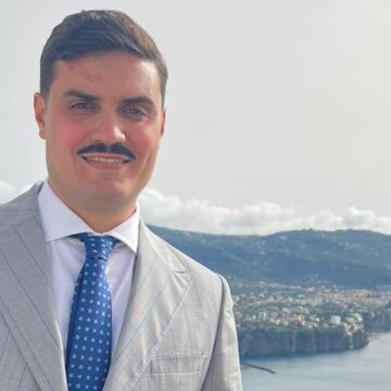 Volla. Raffaele Ricciardi ‘vittima’ del progetto casalnuovese e Pasquale Di Marzo ‘tratta’ con Lino Donato per la presidenza del consiglio comunale: ecco i temi che ‘infiammano’ la campagna del ballottaggio