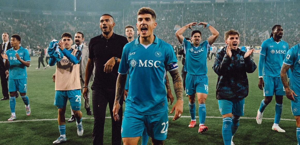 Napoli – Cagliari.  Maxi schermi a Piazza del Plebiscito, Piazza Mercato e Piazza Giovanni Paolo II a Scampia. Disposizione del comune di Napoli