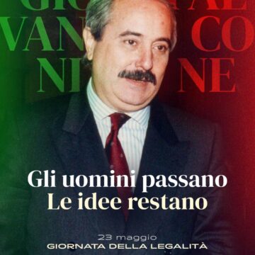 giovanni falcone emoria Strage di Capaci. Giorgia Meloni: “L’esempio del giudice Falcone e delle vittime delle mafie continuano a guidare la nostra azione”